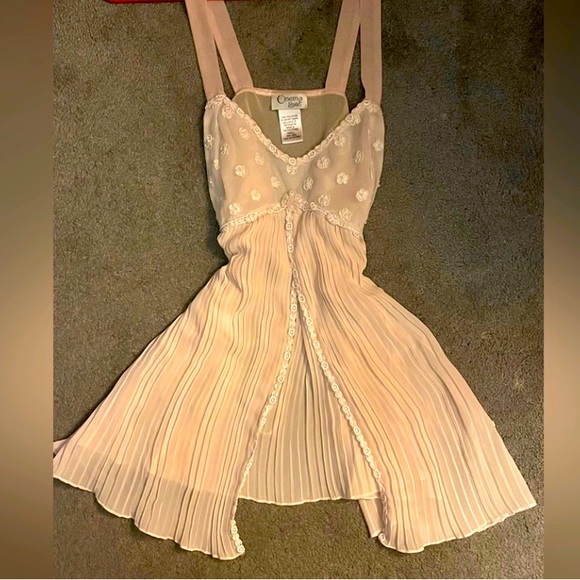 Blush Pink Lingerie SLIP🫧🎀 - Picture 1 of 6